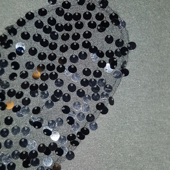 American Eagle Tee/Sequined Heart - Picture 12 of 17